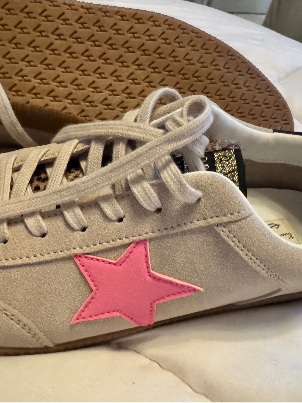 Vintage Havana Beige Suede Sneaker with Pink Star